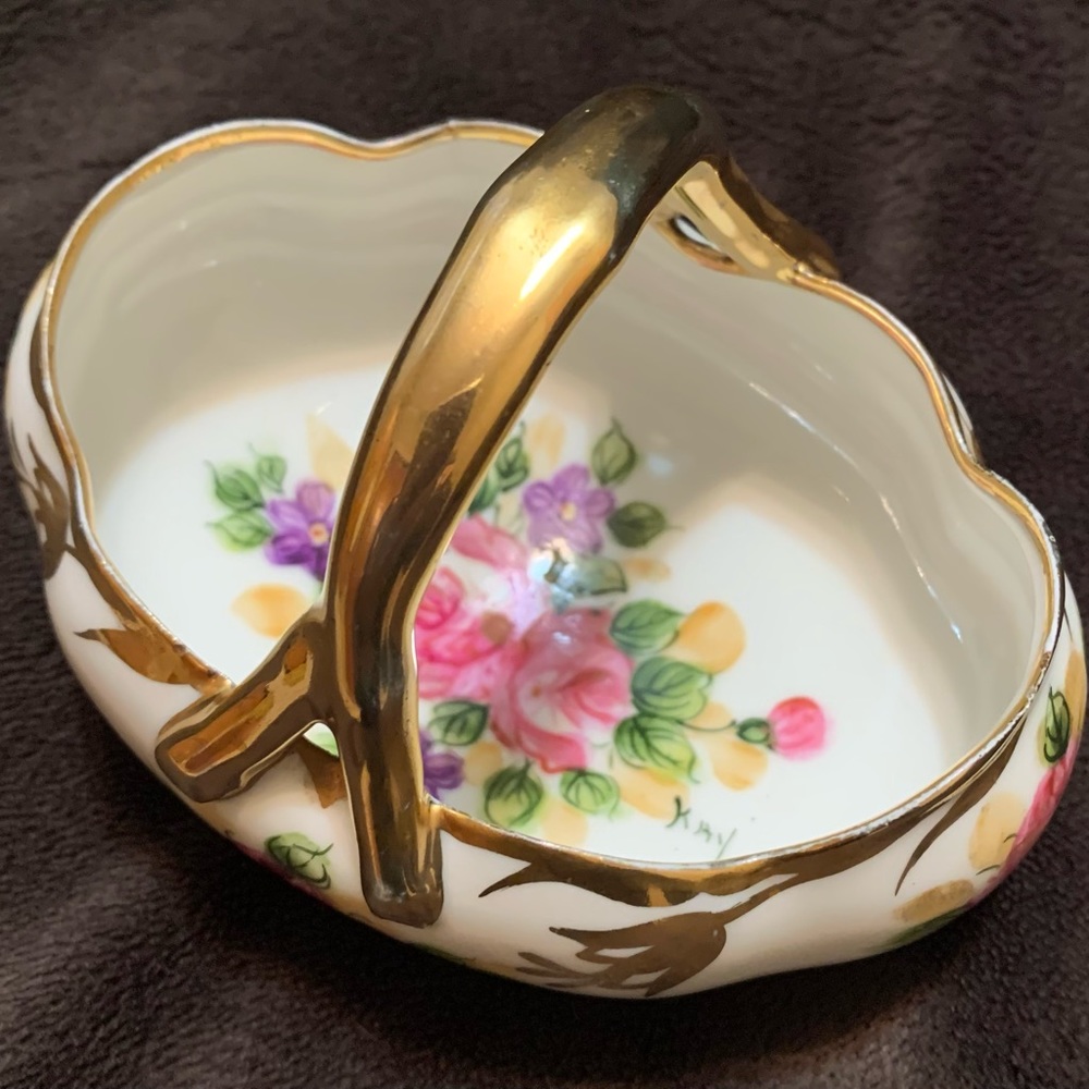 LIMOGES Vintage hand painted 4 footed Porcelain floral basket GUC
